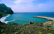 Der kleine Fischerhafen Puerto de la Aldea an der Westküste Gran Canarias